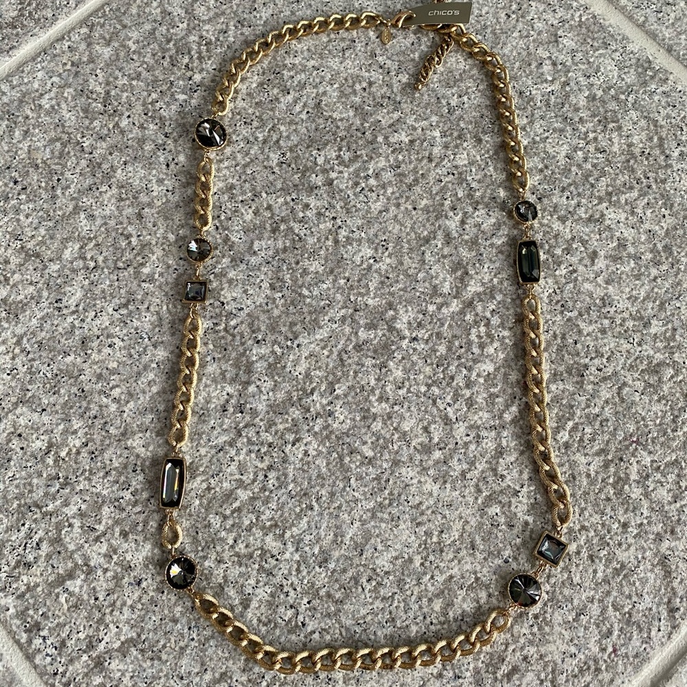 New Chico’s gold and gem necklace